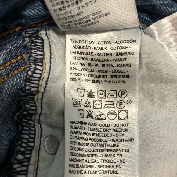 Levi’s Ribcage Jeans - Picture 6 of 6